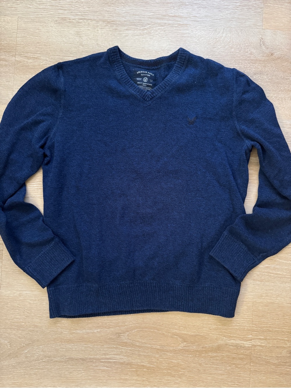 American Eagle Blue 100% Cotton V-Neck Sweater Men’s Size Medium